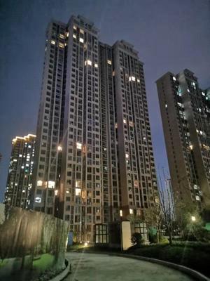 鄭州一樓盤延期交房11個月，違約金未結清引發(fā)爭議